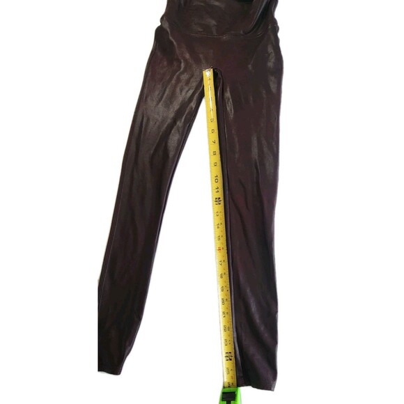SPANX High Waisted Liquid Sparkle Leggings Size S Burgundy Sculpting Booty Boost - Picture 5 of 9